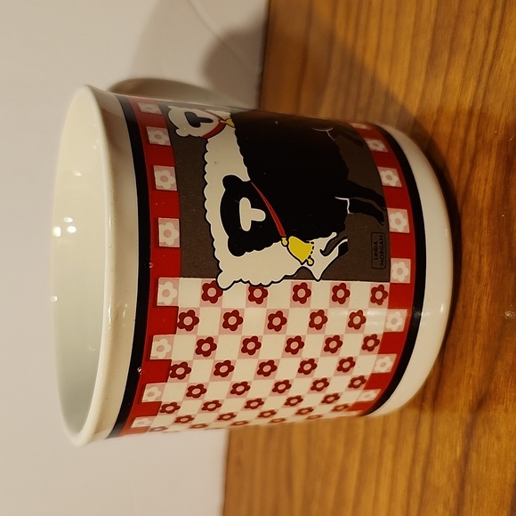 Vintage Linda Morgan Sheep Ceramic Coffee Mug, C-handle - Picture 4 of 7